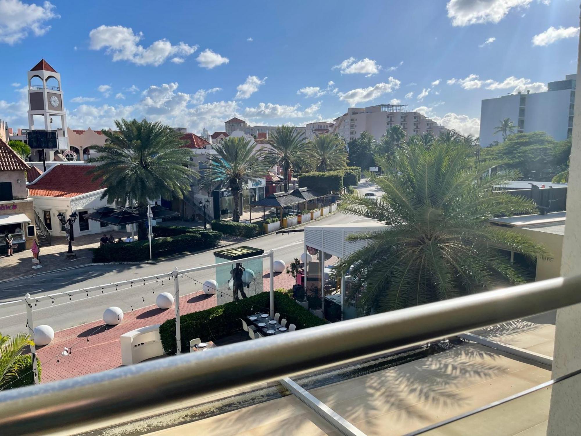 The Cove - Condo Hotel - Palm Beach Strip מראה חיצוני תמונה