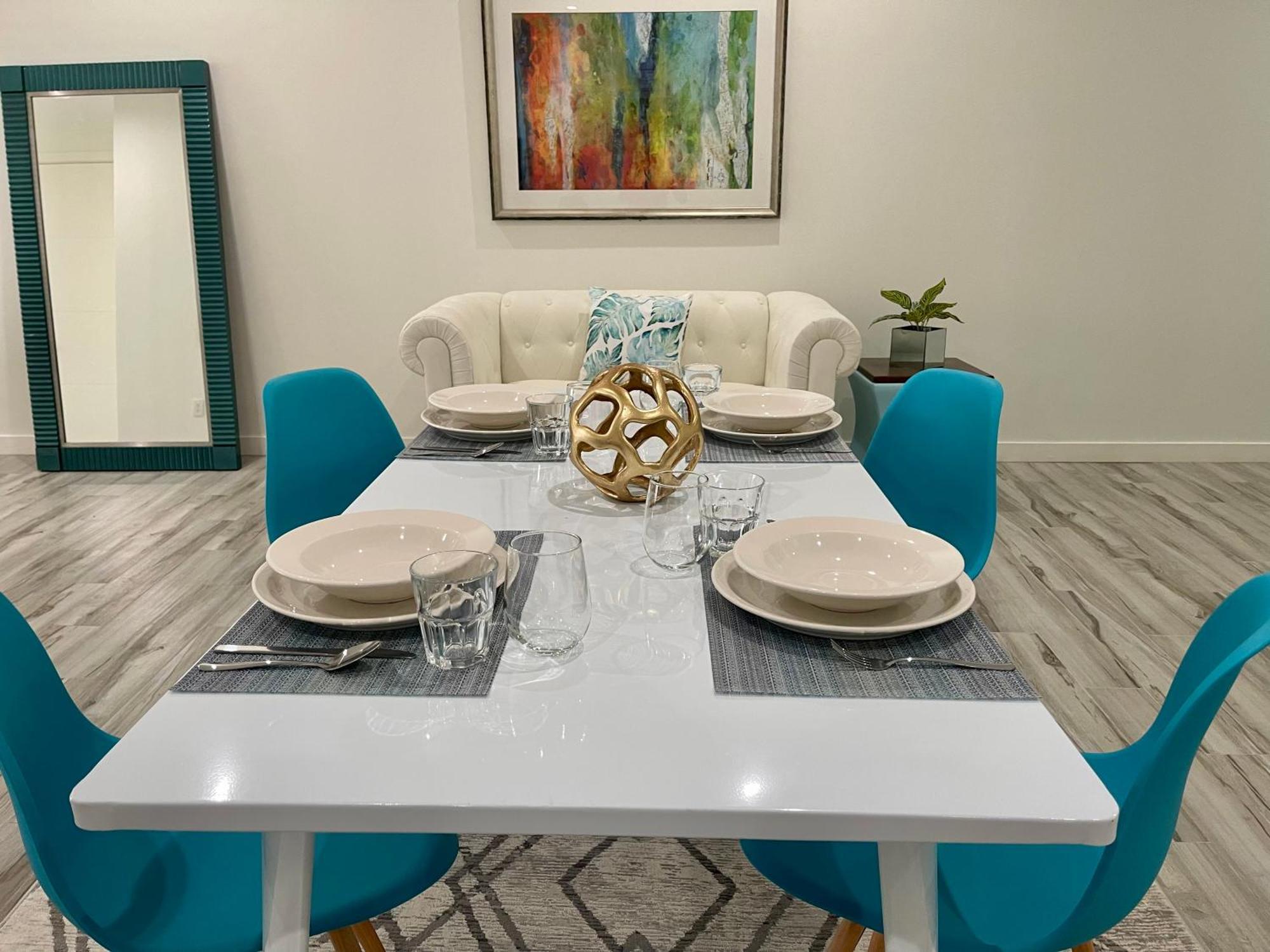 The Cove - Condo Hotel - Palm Beach Strip מראה חיצוני תמונה