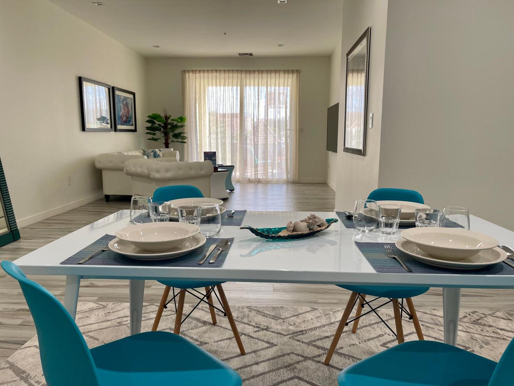 The Cove - Condo Hotel - Palm Beach Strip מראה חיצוני תמונה