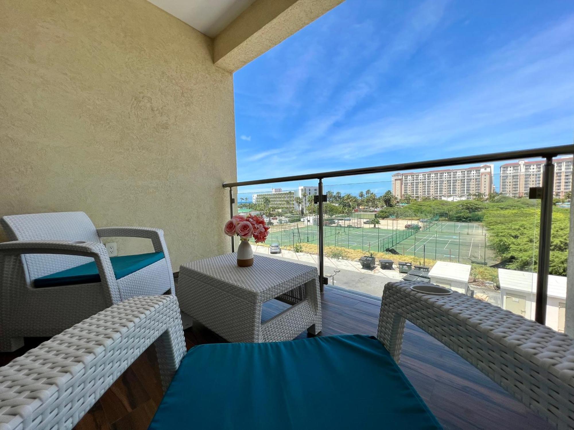 The Cove - Condo Hotel - Palm Beach Strip מראה חיצוני תמונה
